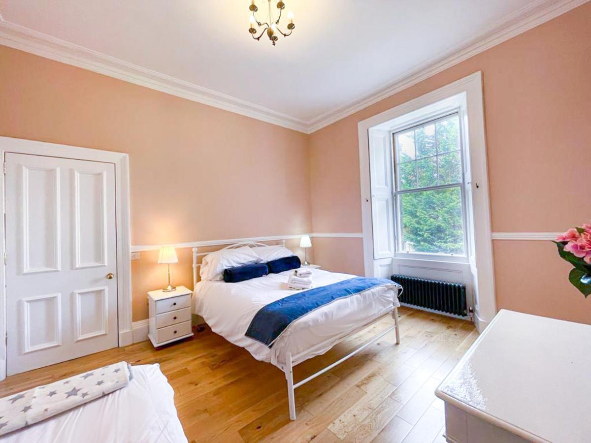 Remarkable 5Br Townhouse With Garden, Sleeps 12 에든버러 외부 사진