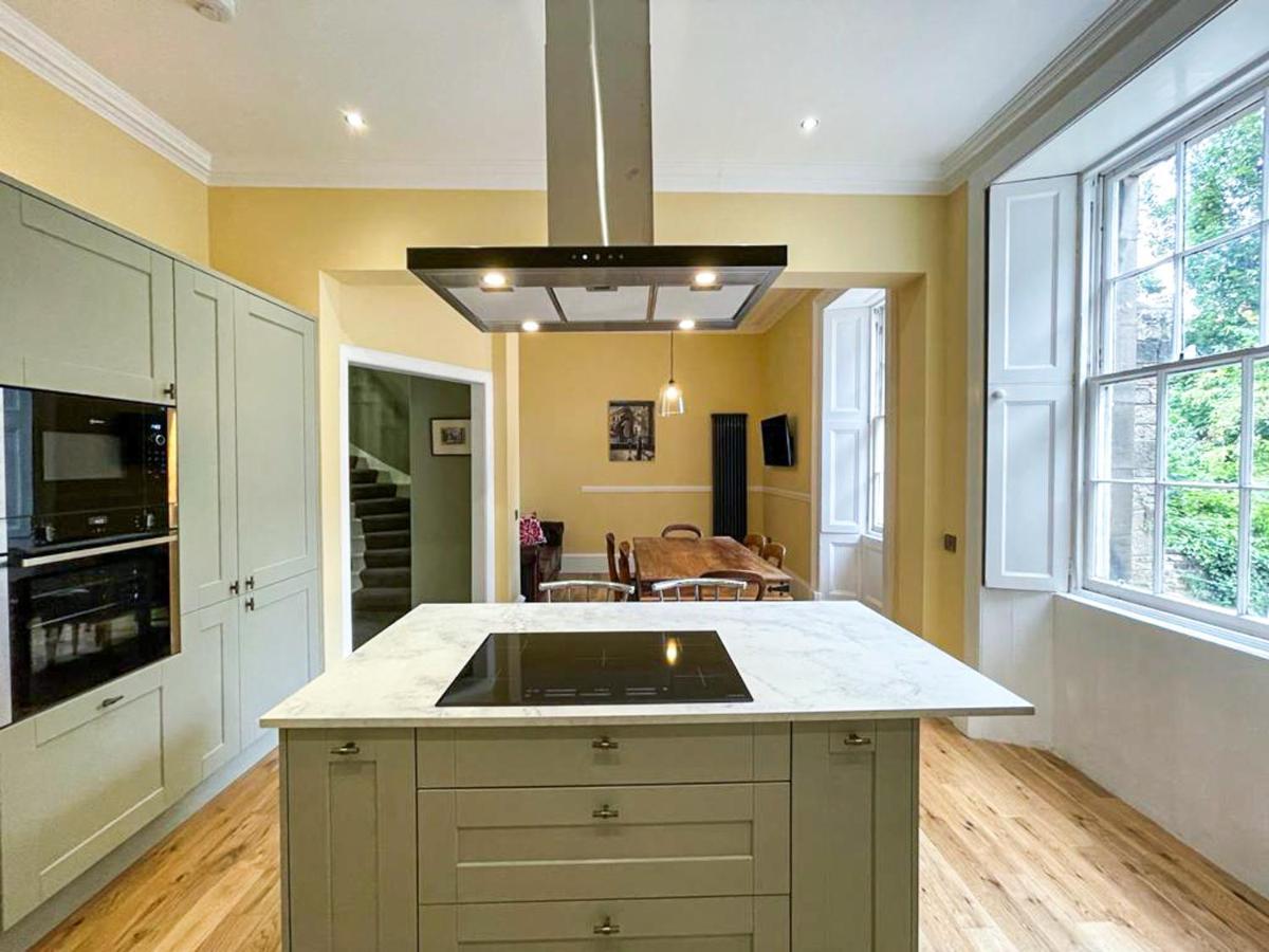 Remarkable 5Br Townhouse With Garden, Sleeps 12 에든버러 외부 사진