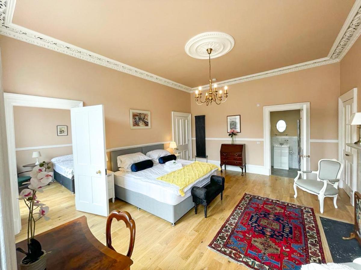 Remarkable 5Br Townhouse With Garden, Sleeps 12 에든버러 외부 사진
