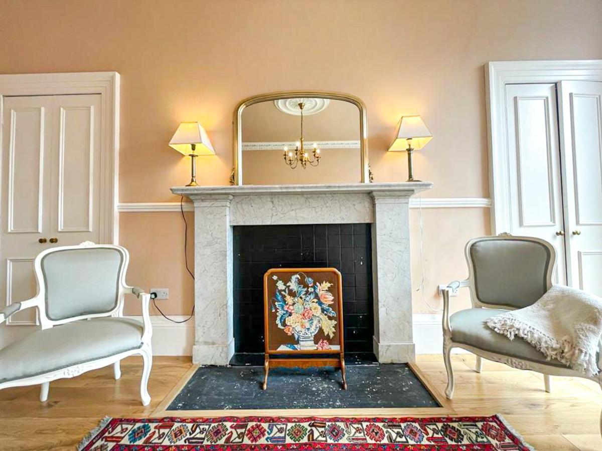 Remarkable 5Br Townhouse With Garden, Sleeps 12 에든버러 외부 사진