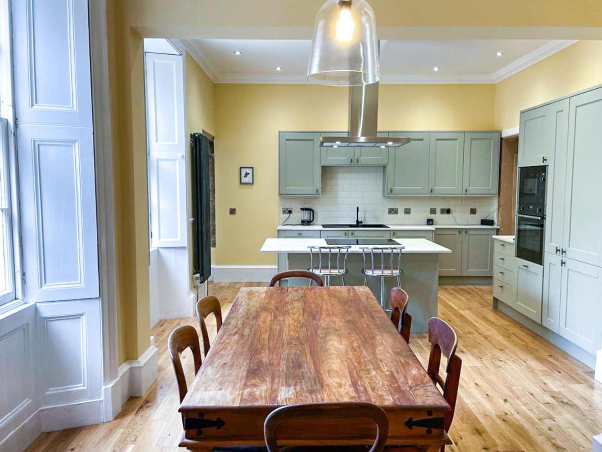 Remarkable 5Br Townhouse With Garden, Sleeps 12 에든버러 외부 사진
